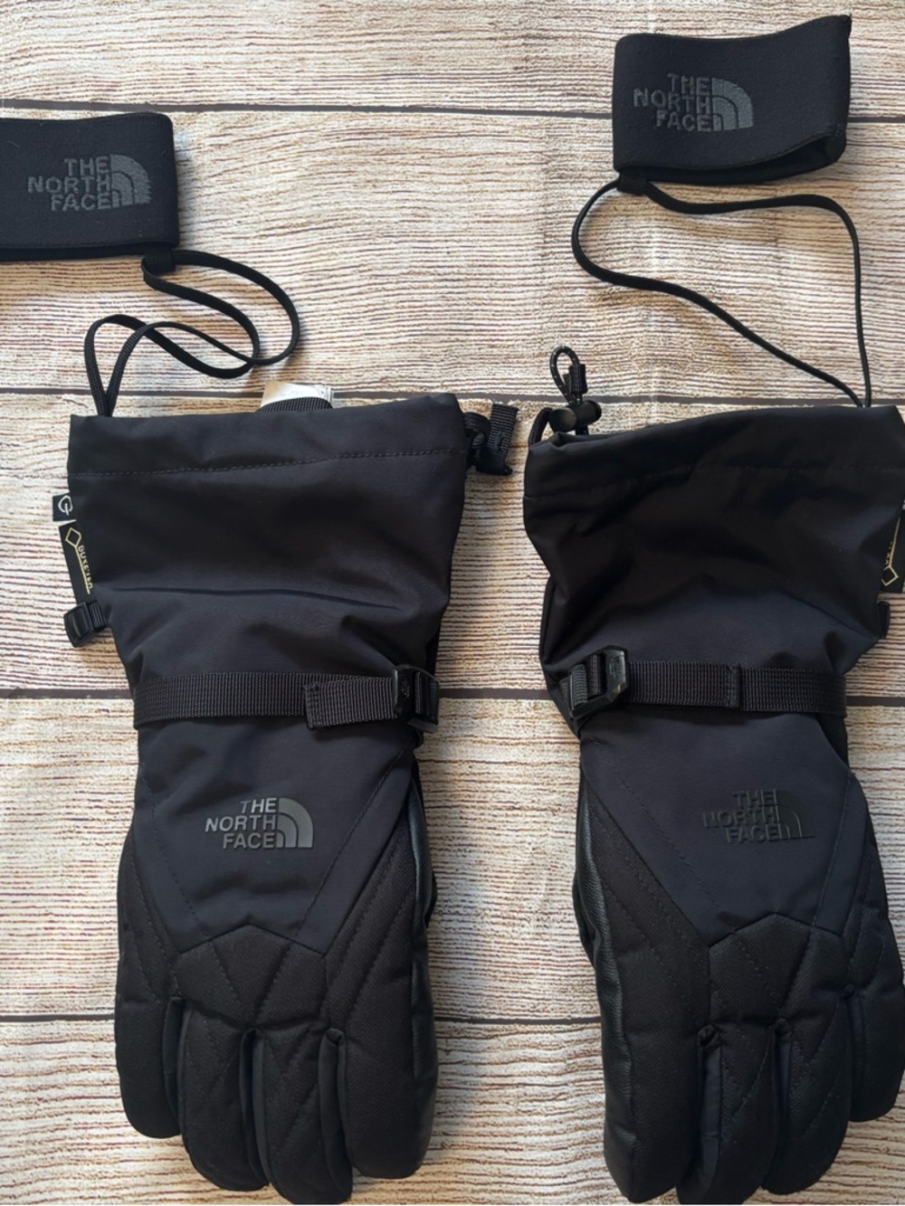 Women’s NorthFace black Montana Ski Gloves Sz.Small